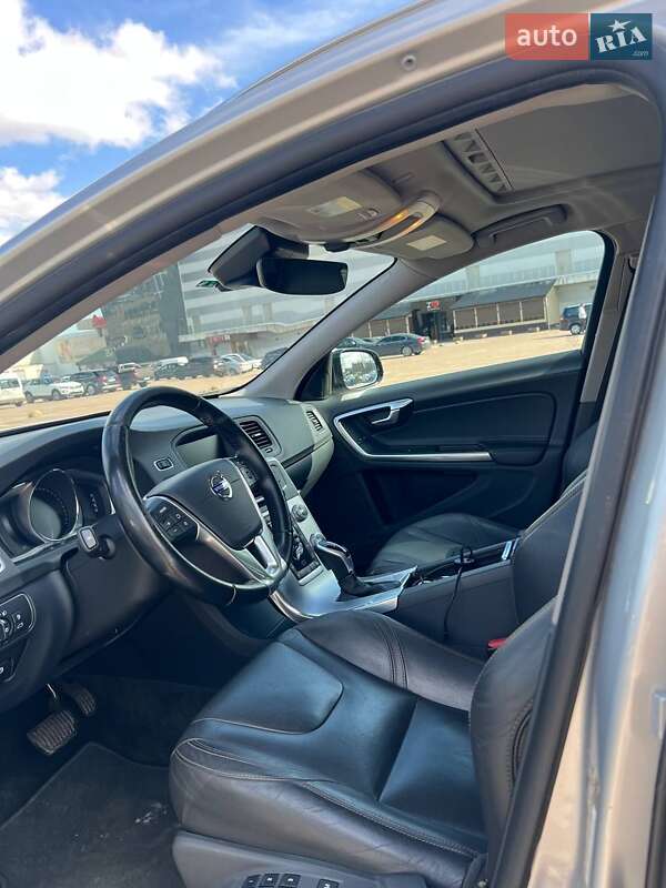 Універсал Volvo V60 Cross Country 2016 в Житомирі фото 8 Універсал Volvo V60 Cross Country 2016 в Житомирі