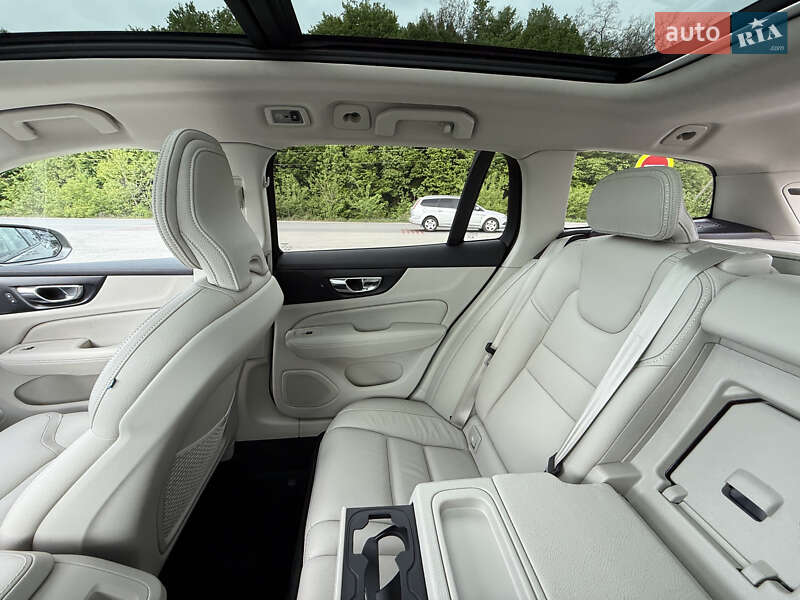 Универсал Volvo V60 Cross Country 2019 в Виннице