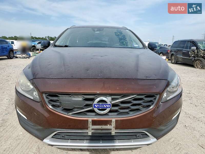 Универсал Volvo V60 Cross Country 2018 в Львове