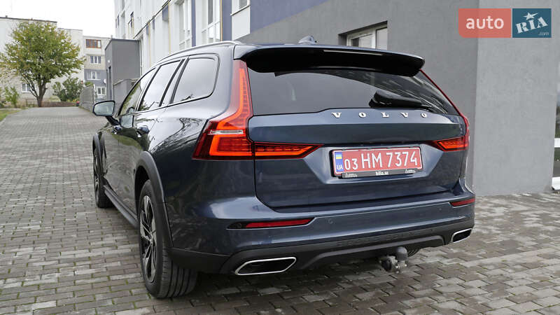 Універсал Volvo V60 Cross Country 2020 в Львові фото 18 Універсал Volvo V60 Cross Country 2020 в Львові