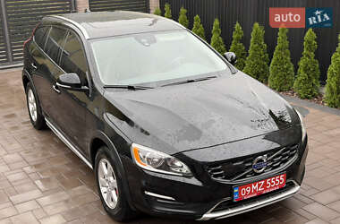 Универсал Volvo V60 Cross Country 2015 в 