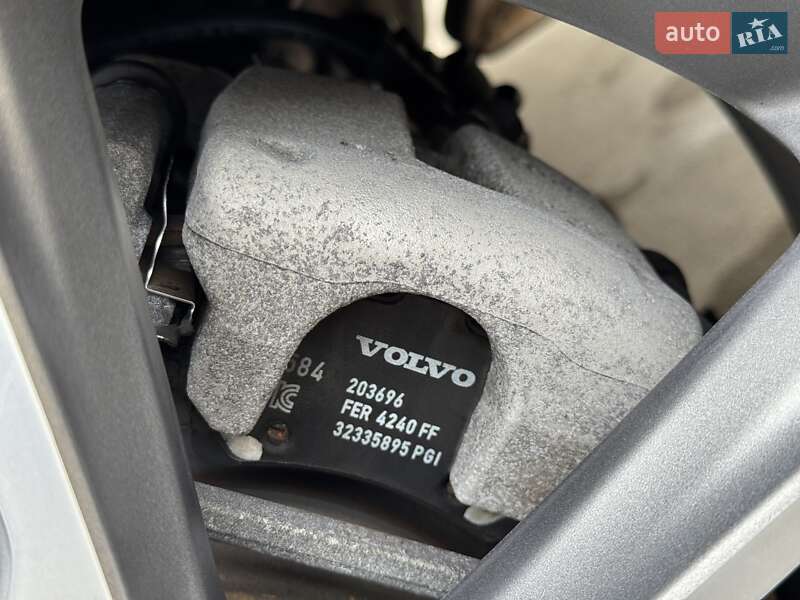 Универсал Volvo V60 Cross Country 2018 в Сарнах фото 102 Универсал Volvo V60 Cross Country 2018 в Сарнах
