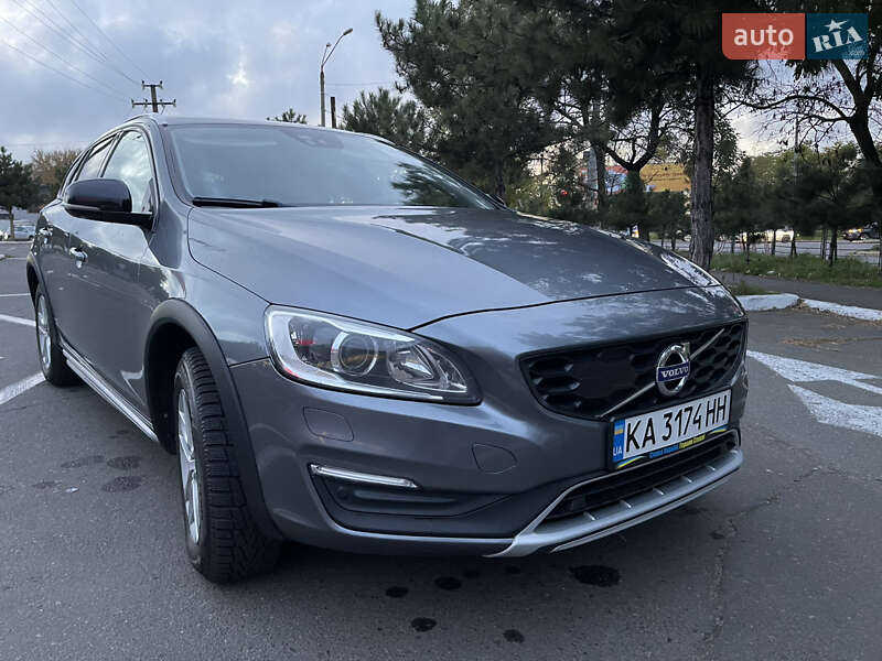 Универсал Volvo V60 Cross Country 2017 в Одессе фото 18 Универсал Volvo V60 Cross Country 2017 в Одессе