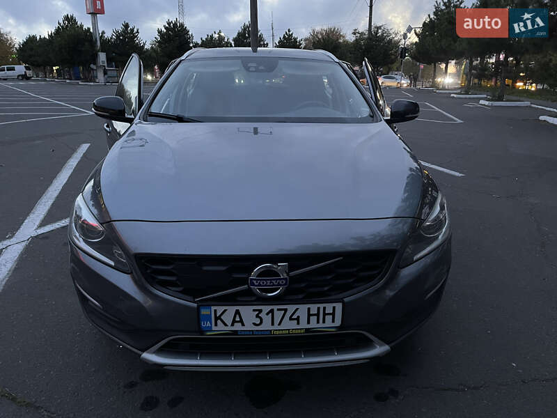 Универсал Volvo V60 Cross Country 2017 в Одессе фото 31 Универсал Volvo V60 Cross Country 2017 в Одессе