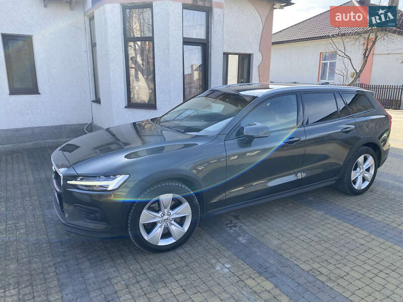 Універсал Volvo V60 Cross Country 2020 в Львові