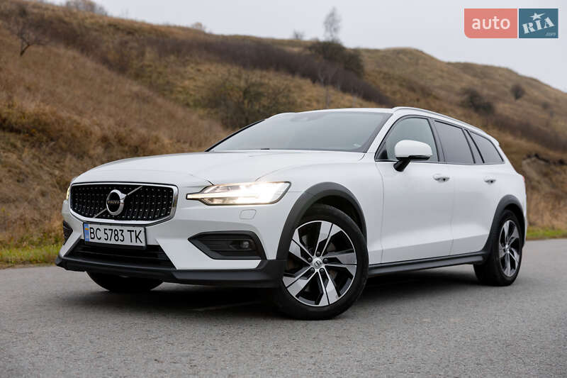 Универсал Volvo V60 Cross Country 2019 в Львове фото 2 Универсал Volvo V60 Cross Country 2019 в Львове