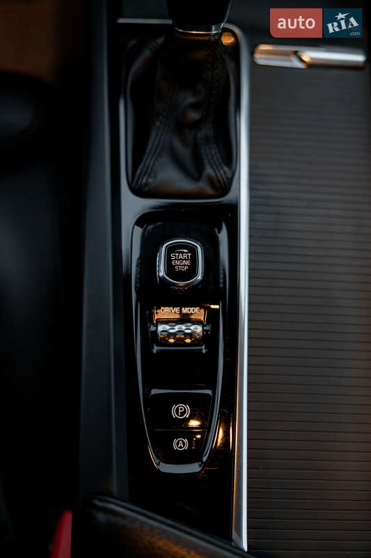 Универсал Volvo V60 Cross Country 2019 в Львове фото 64 Универсал Volvo V60 Cross Country 2019 в Львове