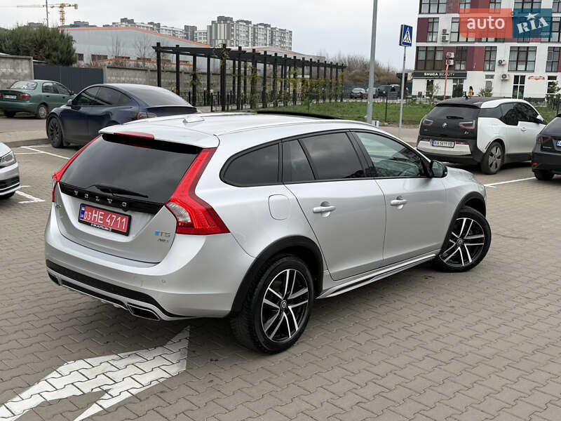 Універсал Volvo V60 Cross Country 2017 в Києві фото 8 Універсал Volvo V60 Cross Country 2017 в Києві