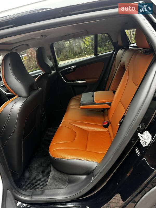 Універсал Volvo V60 Cross Country 2015 в Івано-Франківську фото 53 Універсал Volvo V60 Cross Country 2015 в Івано-Франківську