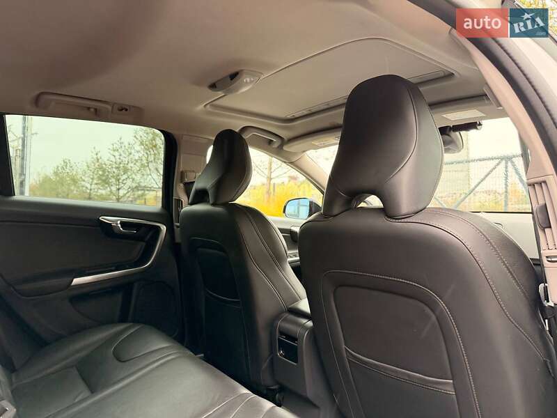 Універсал Volvo V60 Cross Country 2016 в Рівному