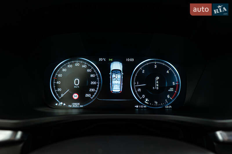 Универсал Volvo V60 Cross Country 2019 в Киеве фото 14 Универсал Volvo V60 Cross Country 2019 в Киеве