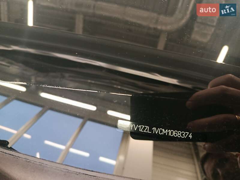 Универсал Volvo V60 Cross Country 2020 в Киеве