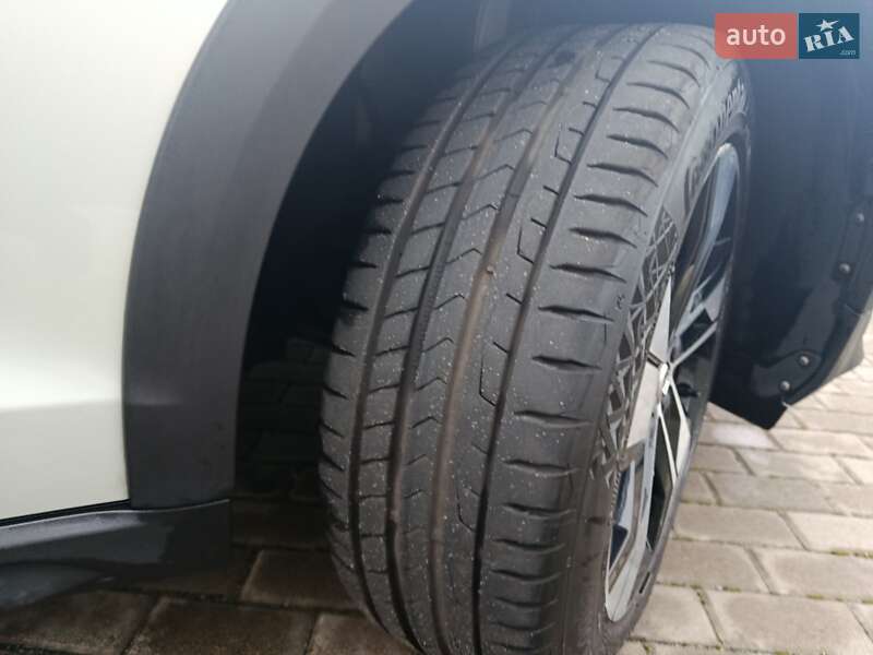 Универсал Volvo V60 Cross Country 2020 в Киеве