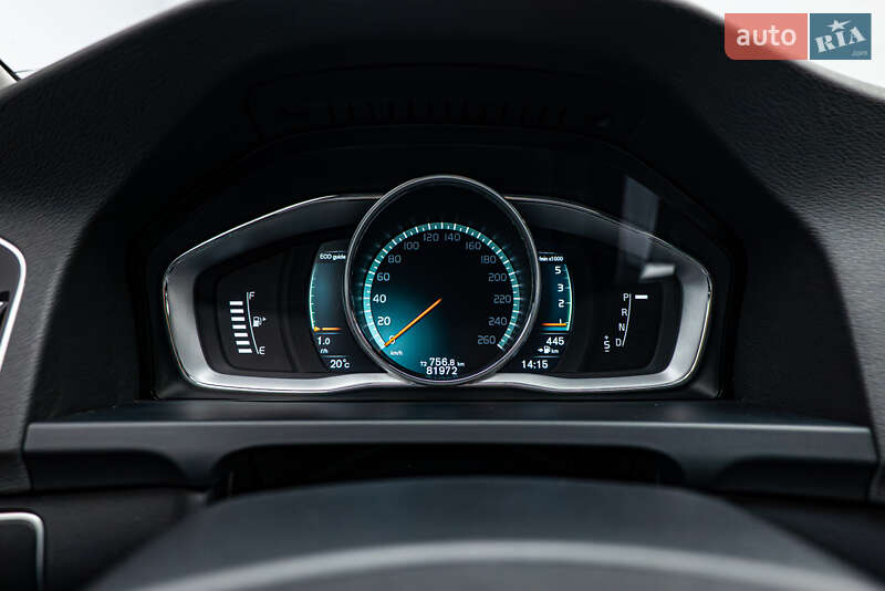 Универсал Volvo V60 Cross Country 2018 в Киеве