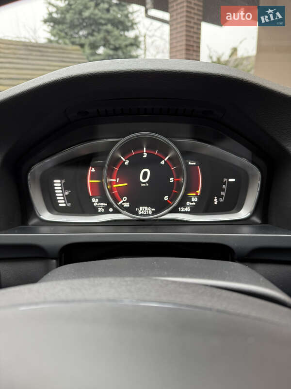 Универсал Volvo V60 Cross Country 2017 в Львове фото 25 Универсал Volvo V60 Cross Country 2017 в Львове