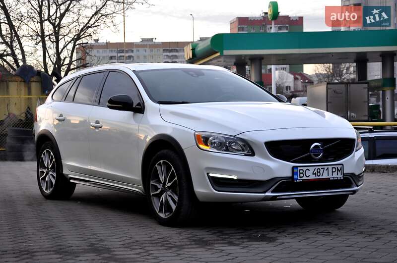 Volvo V60 Cross Country 2015 Volvo V60 Cross Country 2015