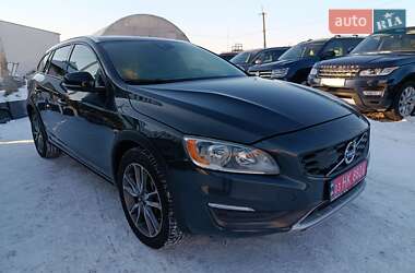 Універсал Volvo V60 Cross Country 2015 в Луцьку