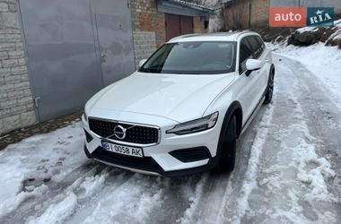 Универсал Volvo V60 Cross Country 2019 в Кобеляках