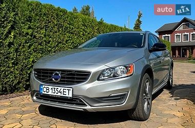 Універсал Volvo V60 Cross Country 2016 в Чернігові