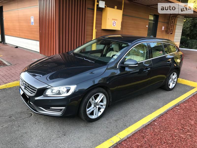 Универсал Volvo V60 2013 в Киеве