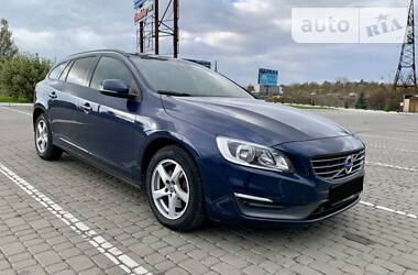 Универсал Volvo V60 2015 в Львове