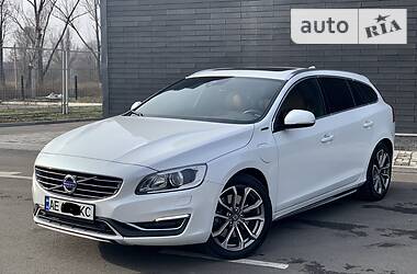 Універсал Volvo V60 2013 в Дніпрі