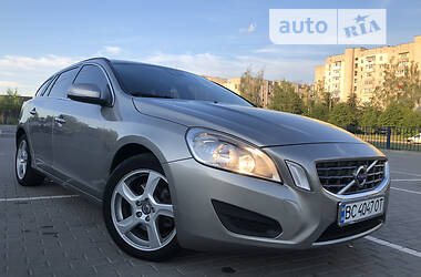 Универсал Volvo V60 2011 в Дрогобыче