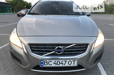 Универсал Volvo V60 2011 в Дрогобыче