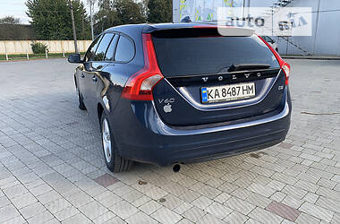Універсал Volvo V60 2014 в Володимир-Волинському