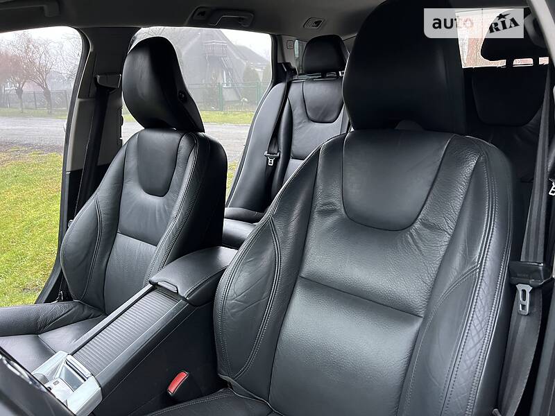 Универсал Volvo V60 2012 в Луцке