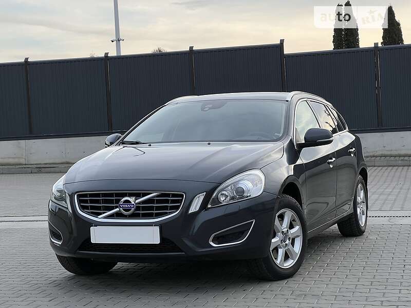 Универсал Volvo V60 2012 в Луцке