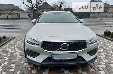Універсал Volvo V60 2019 в Києві