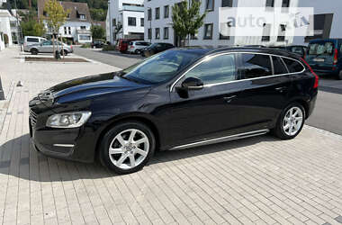 Універсал Volvo V60 2014 в Ужгороді