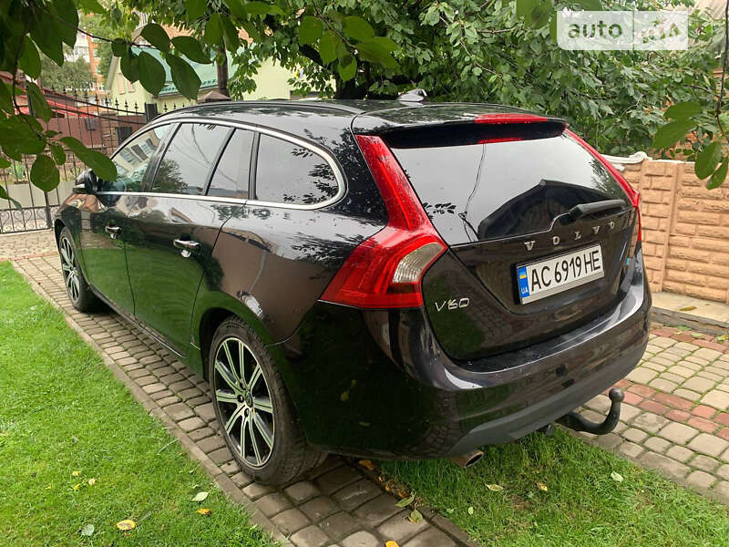 Универсал Volvo V60 2012 в Луцке