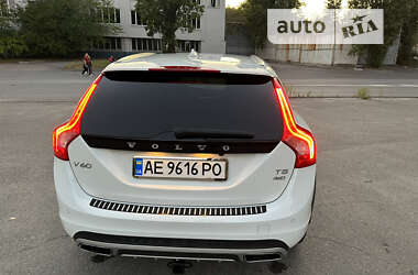 Универсал Volvo V60 2015 в Днепре