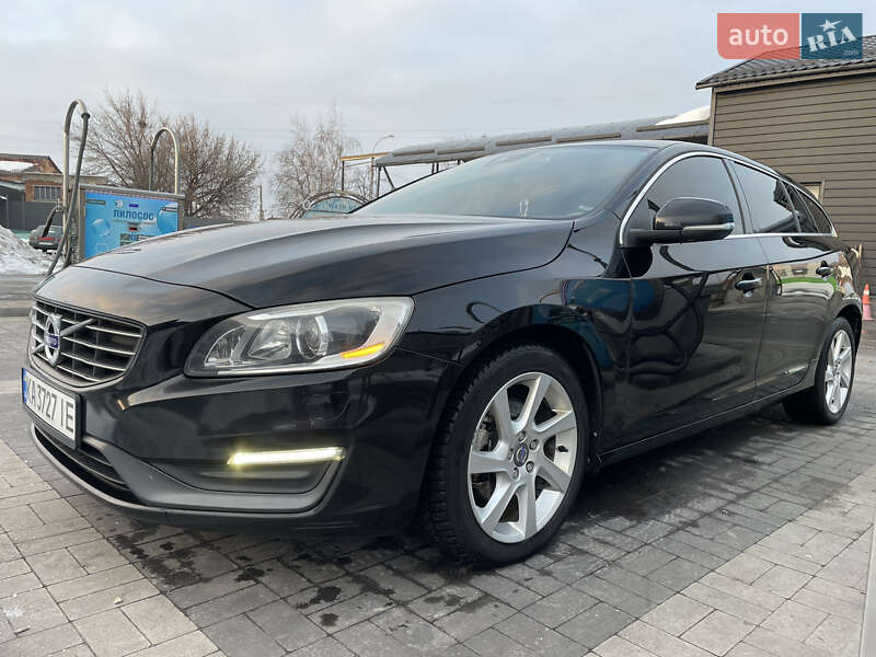 Універсал Volvo V60 2014 в Чернігові