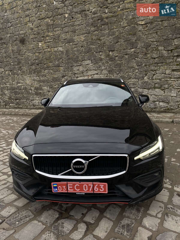 Универсал Volvo V60 2018 в Каменец-Подольском