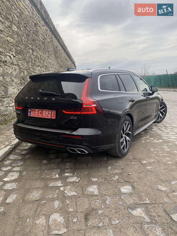 Универсал Volvo V60 2018 в Каменец-Подольском