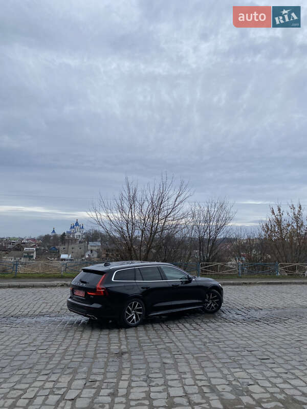Универсал Volvo V60 2018 в Каменец-Подольском