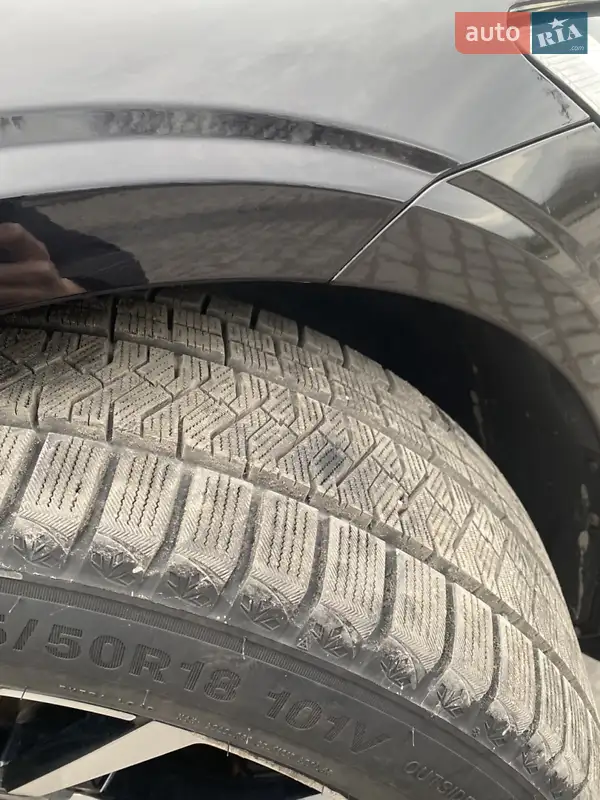 Volvo V60 2018 VIN YV1ZWA8UDK1006799 фото оголошення 27 з 60