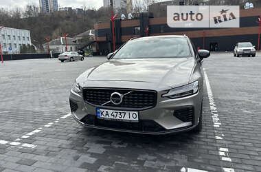 Універсал Volvo V60 2020 в Києві