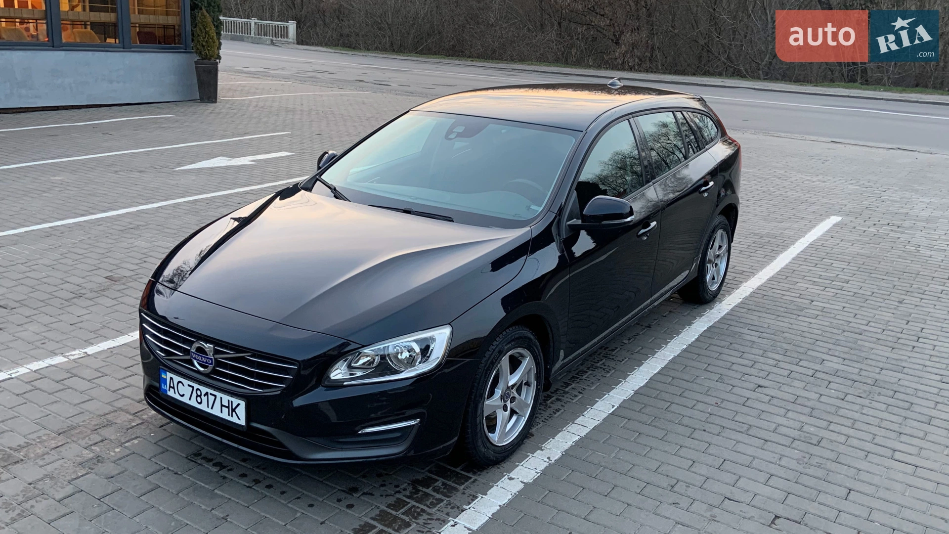 2015 Volvo V60 - мініатюра 10