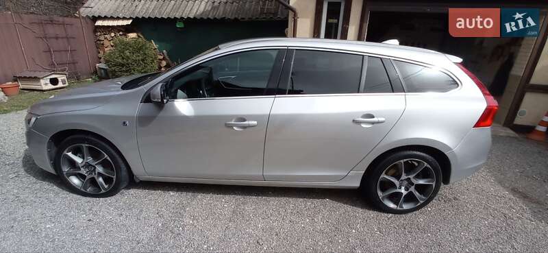Универсал Volvo V60 2016 в Полтаве