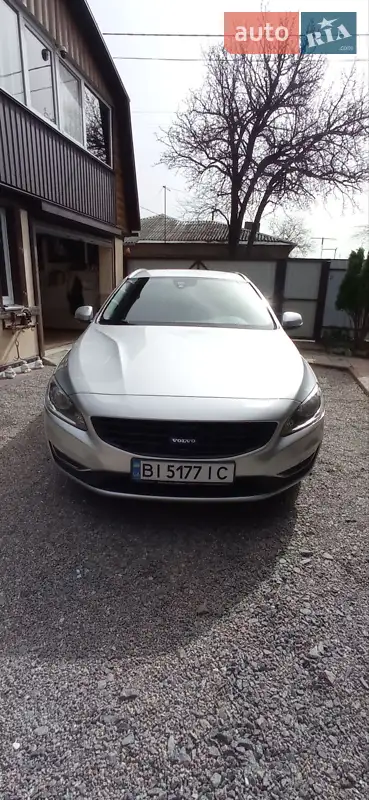 Volvo V60 2016