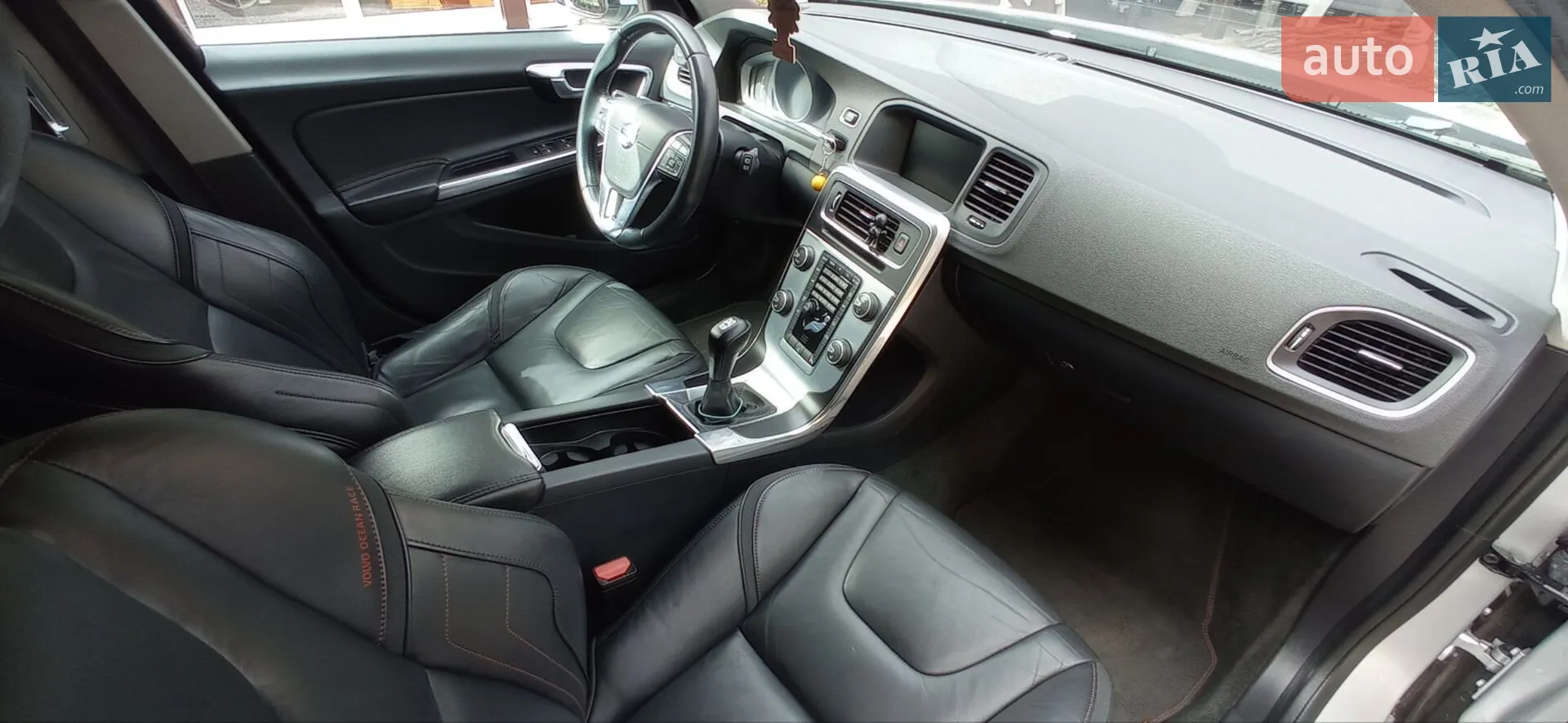 2016 Volvo V60 - мініатюра 13