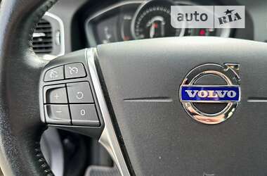 Универсал Volvo V60 2018 в Киеве
