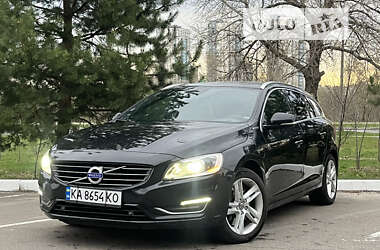 Универсал Volvo V60 2013 в Киеве