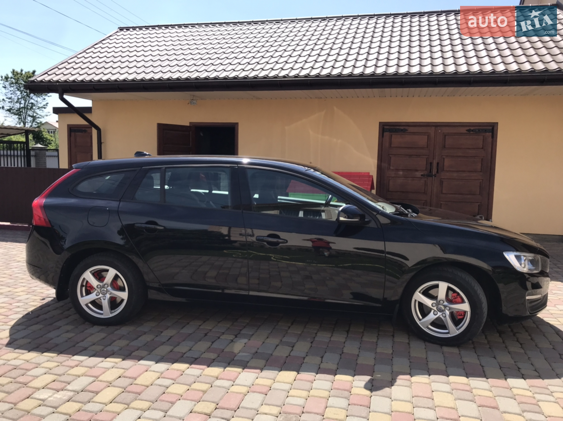2017 Volvo V60 - мініатюра 8