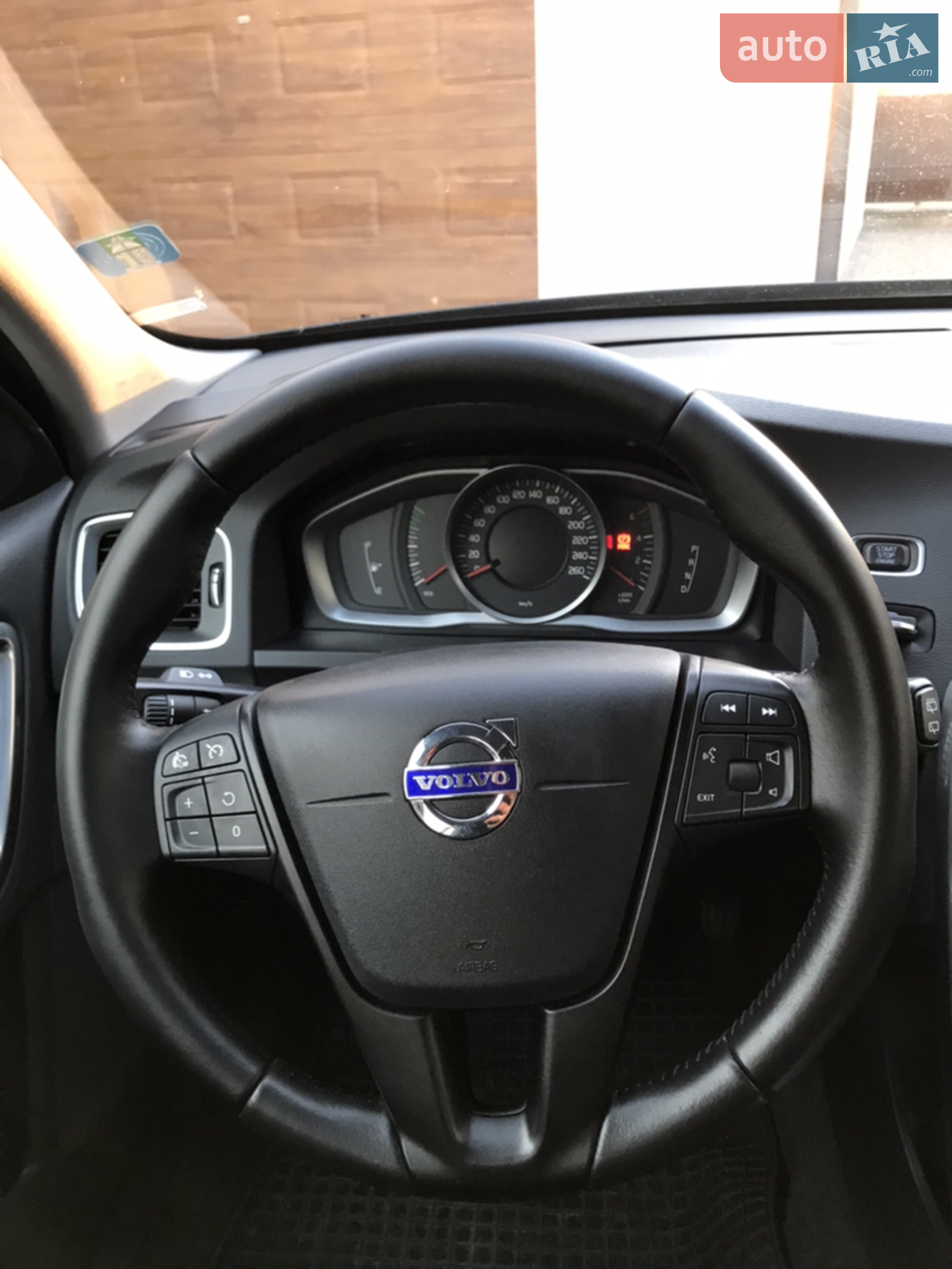 2017 Volvo V60 - мініатюра 15