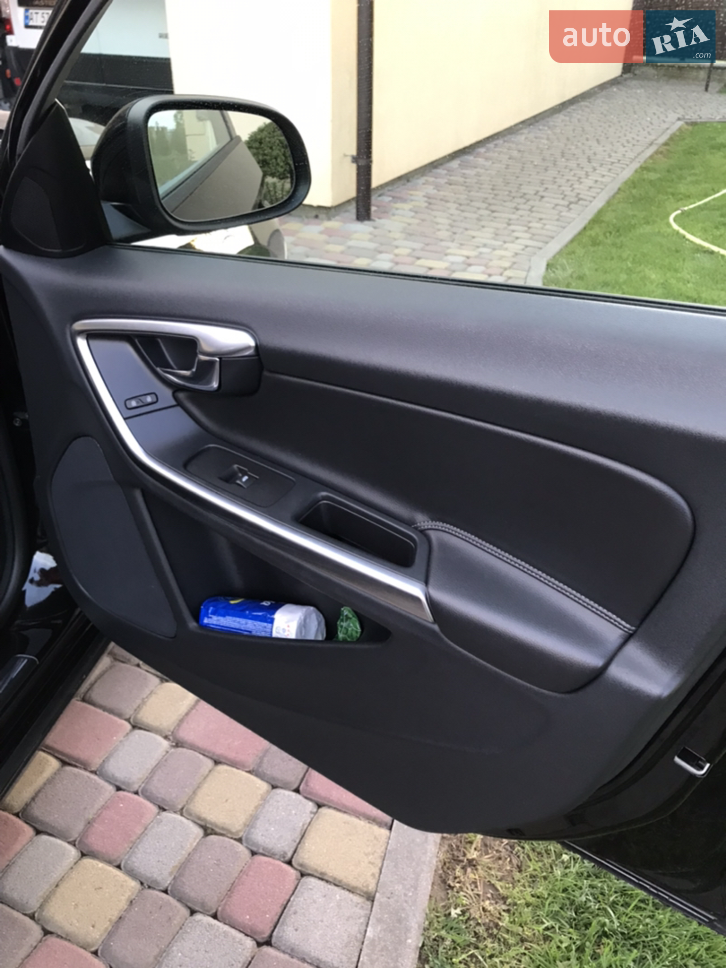 2017 Volvo V60 - мініатюра 23
